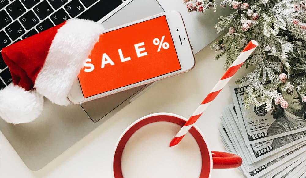 Multichannel Pricing Strategies for Black Friday Online Retailers